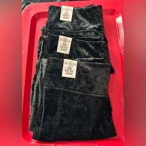 So soft yoga skinny  yoga pants  size XL 
New 3 pairs